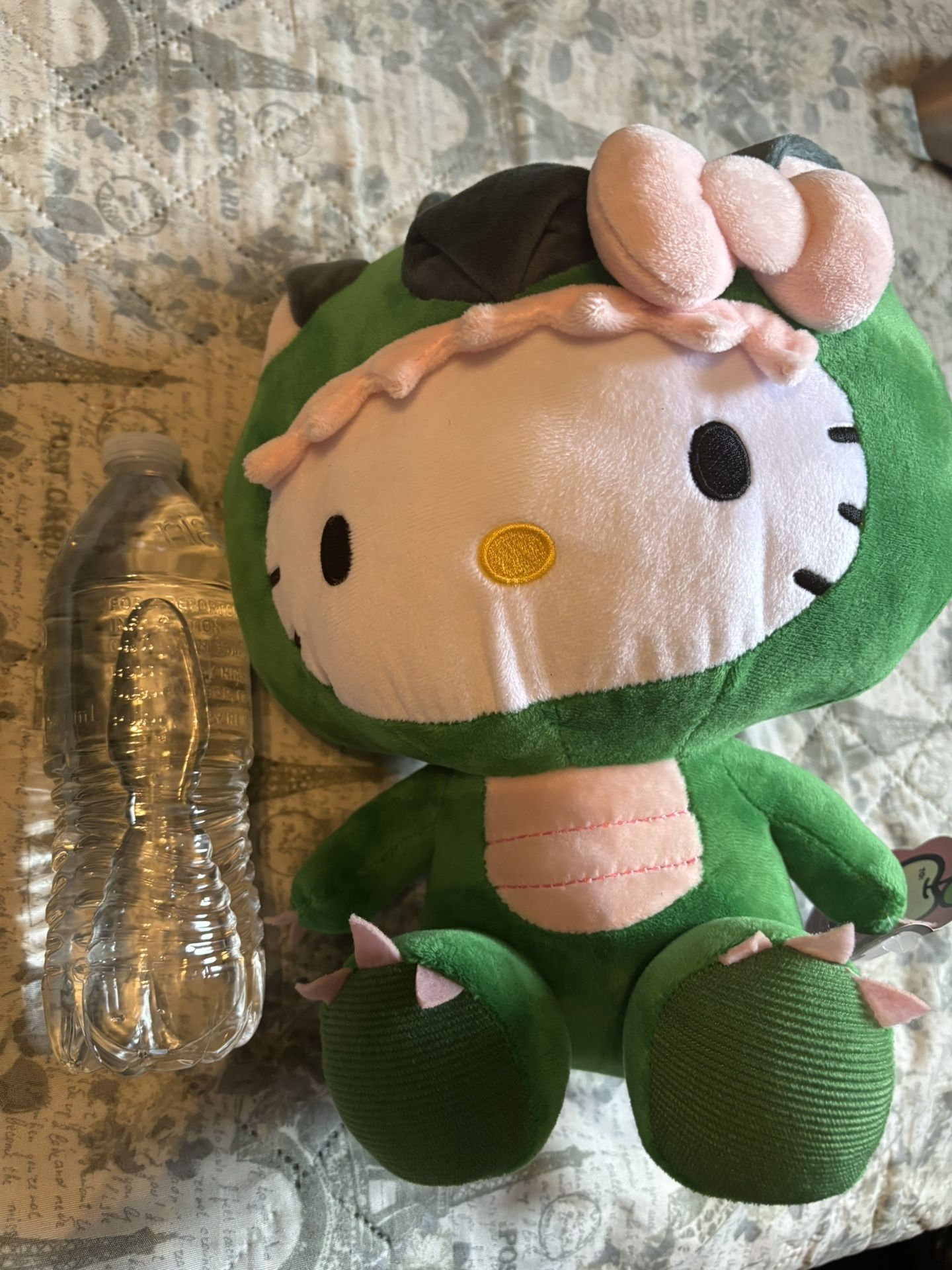 Hello Kitty Plushy