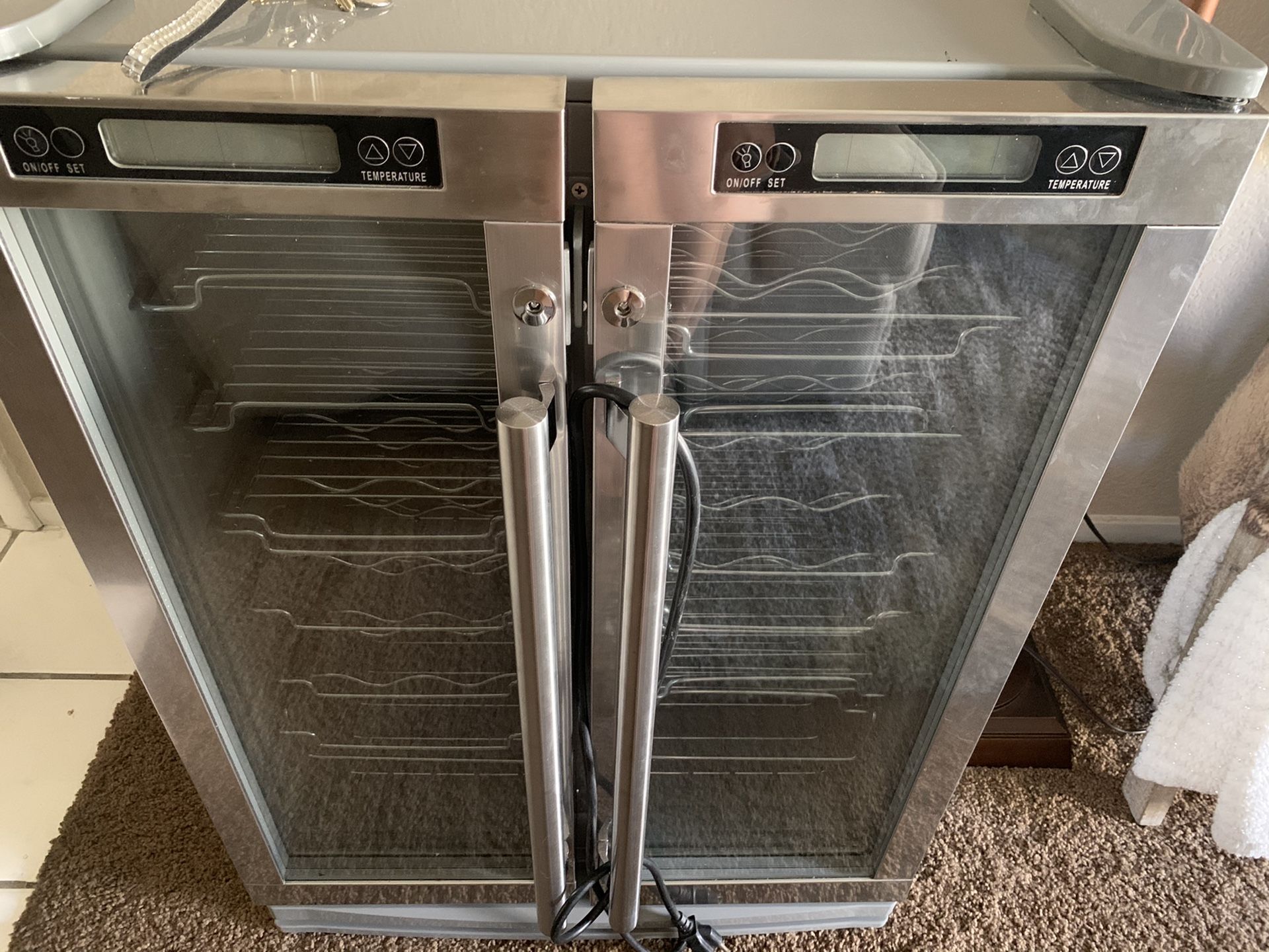 Everstar wine cooler ((READ DESCRIPTION)) for Sale in Las Vegas, NV