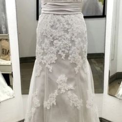 Wedding Dress - Size 14