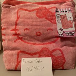BNWT Sanrio Hello Kitty 2-in-1 Towel In A Tote