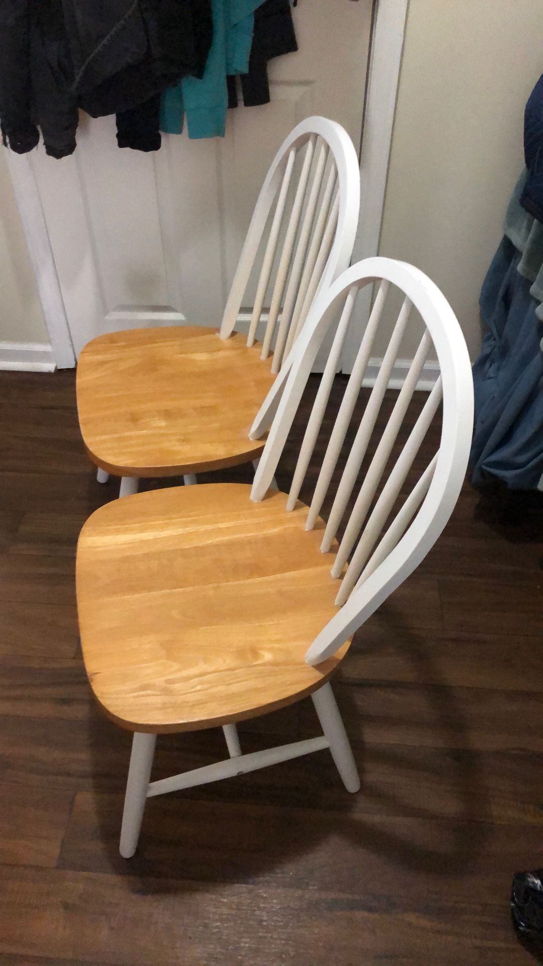 Two Chairs In Good Condition Pick Up In Lexington
