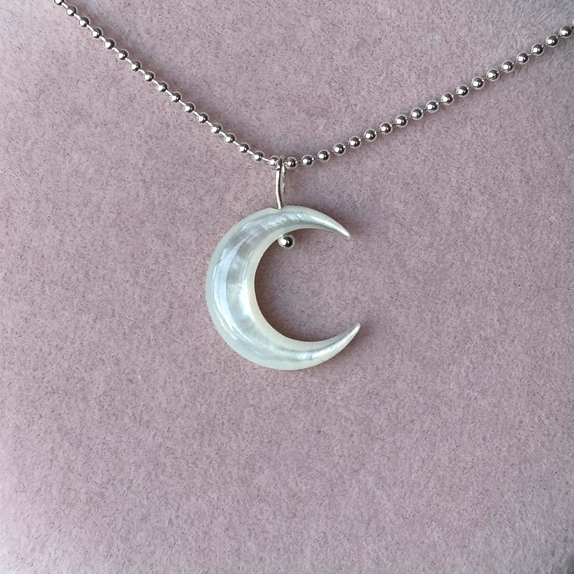Mother of Pearl Moon 🐚 💗 On 16inch 925 Sterling Silver Necklace