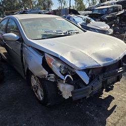 2011 Hyundai Sonata 2.4L (Parts Only)