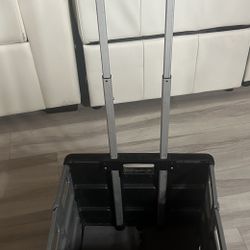 🔥🔥Foldable Rolling Crate!  . Yours For Just $$15🔥🔥