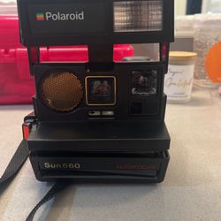 Polaroid Sun 660 Has Damage But Works Well