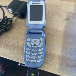 Vintage Samsung T319 Flip Phone 