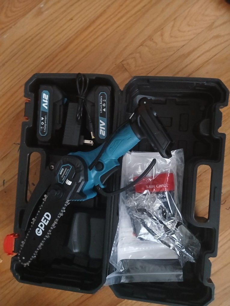GPED Mini Chainsaw