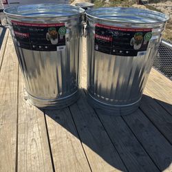 NEW Pair Of Behrens 31 Gallon Galvanized Steel Trash Garbage Can
