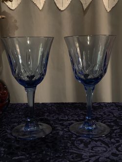 2 Avon American blue glass stemware