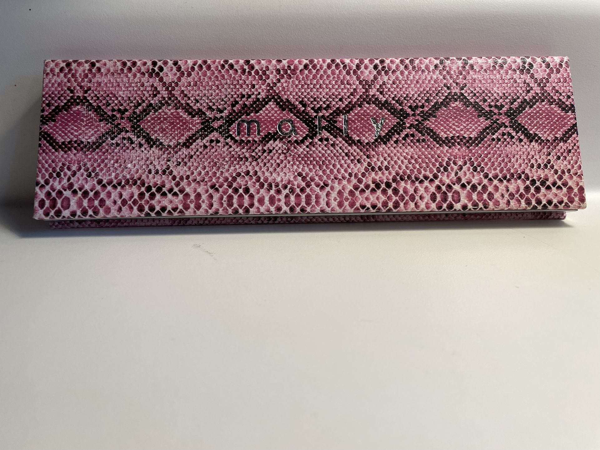 MALLY CITYCHICK LOVING LIFE SHADOW PALETTE READ DESCRIPTION