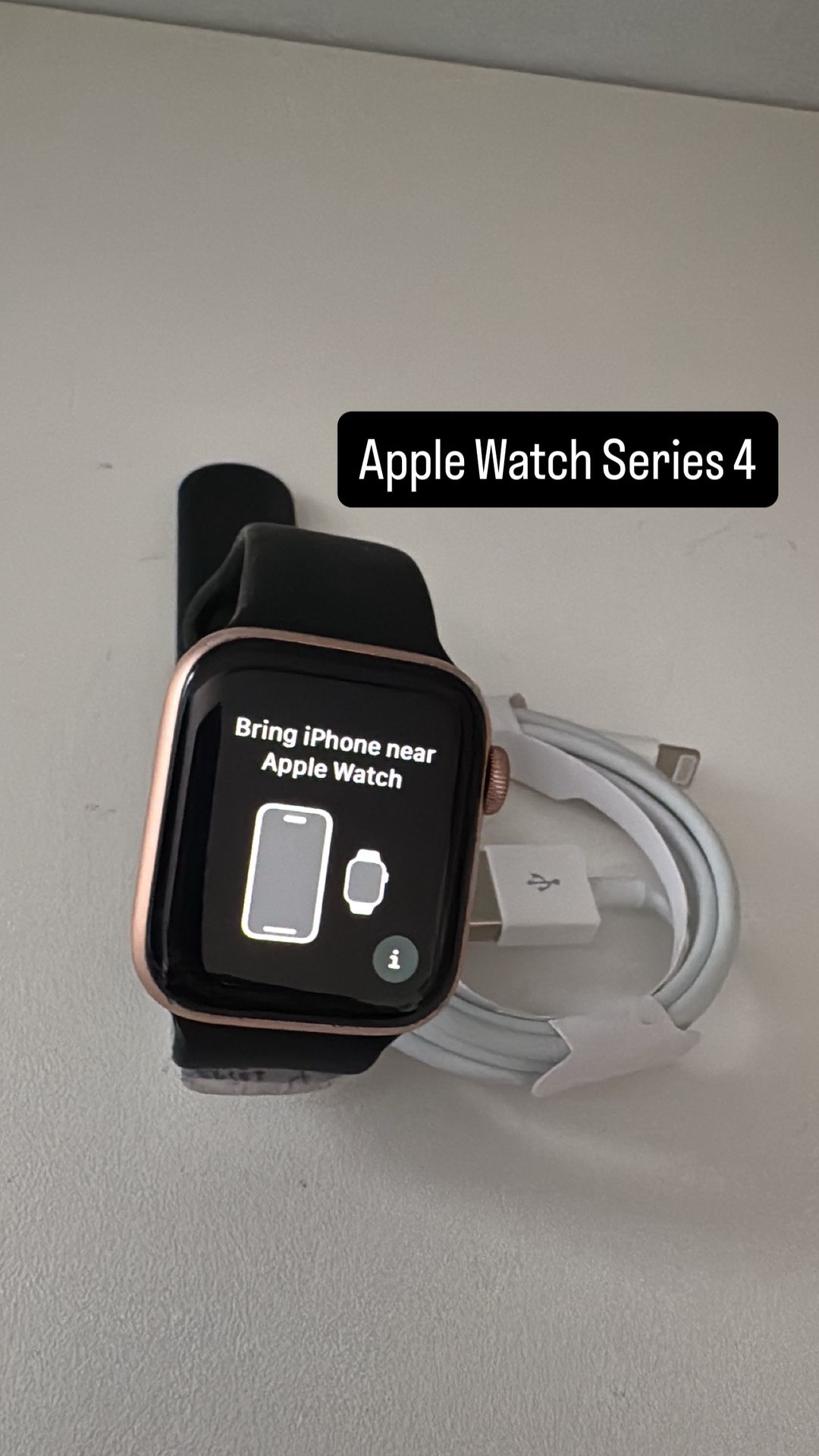 Apple Watch Series 4 Cellular! Like New!