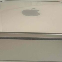 Mac Mini + Apple Wireless Keyboard – Excellent Condition – Intel Core 2 Duo, 8 GB RAM, 160 GB HDD