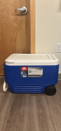 Igloo Wheelie Cool 38 Qt Rolling Cooler – Blue