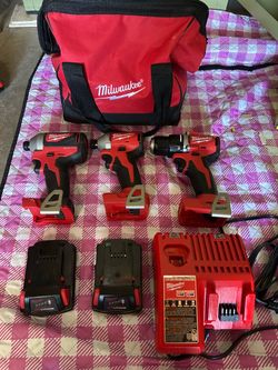 Milwaukee Impact Driver Combo Set Like New