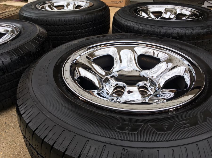 17” Dodge Ram 1500 Pickup Truck Chrome Rims/Wheels w/ 245/70/17 Tires