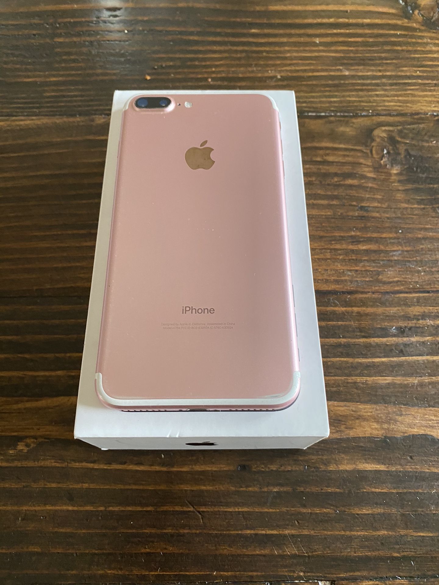 Pink / white / iPhone 7 Plus 128gb // unlocked for AT&T cricket . Estamos// disponibles para servirles //