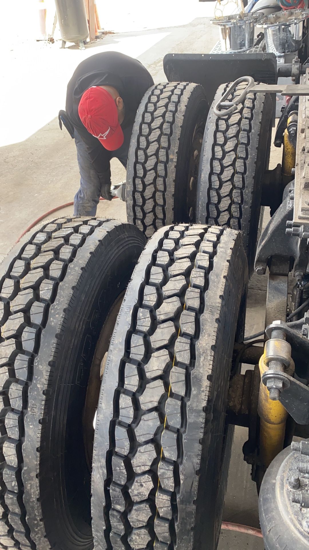 SEMI TRUCK TIRES NEW AND USED