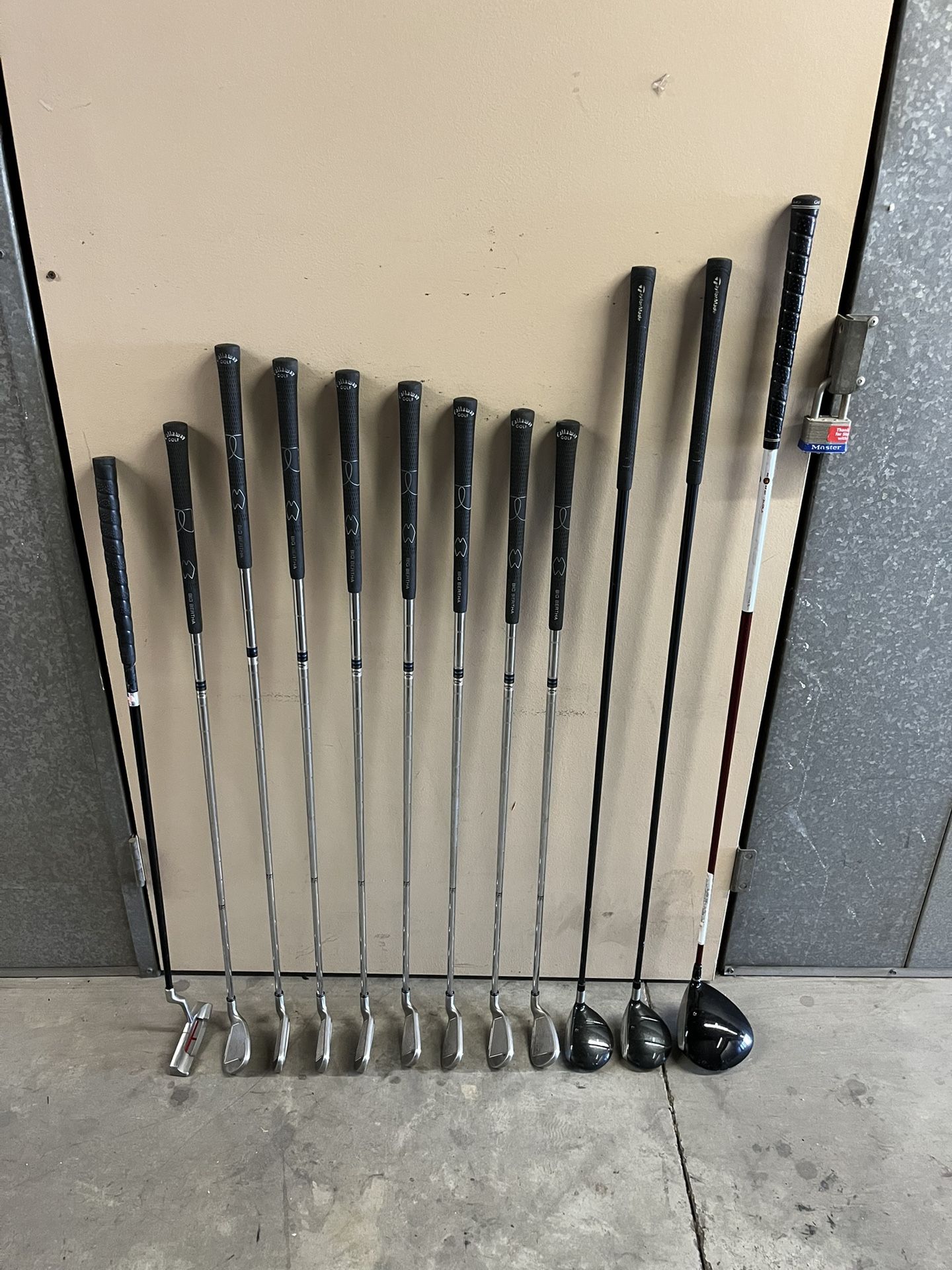 MEN'S LEFT HANDED CALLAWAY - TAYLORMADE GOLF CLUBS - SET!