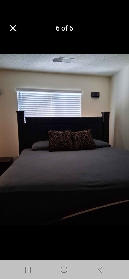 King Size Beadroom Suite And Matresses