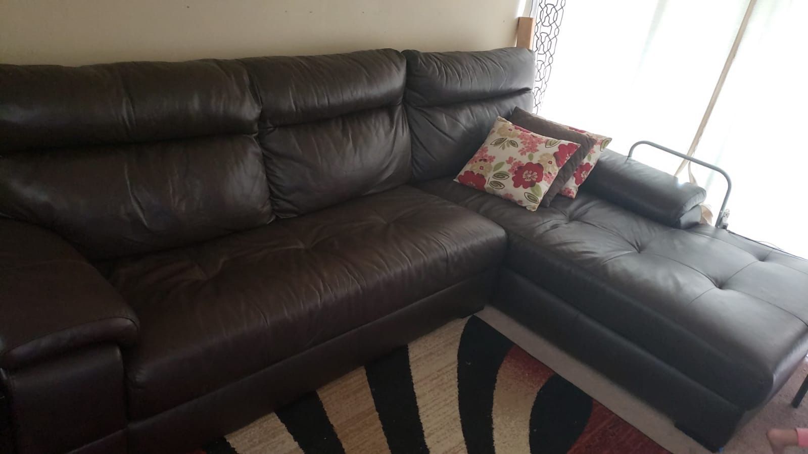 Leather sectional sofa from Ashley great condition