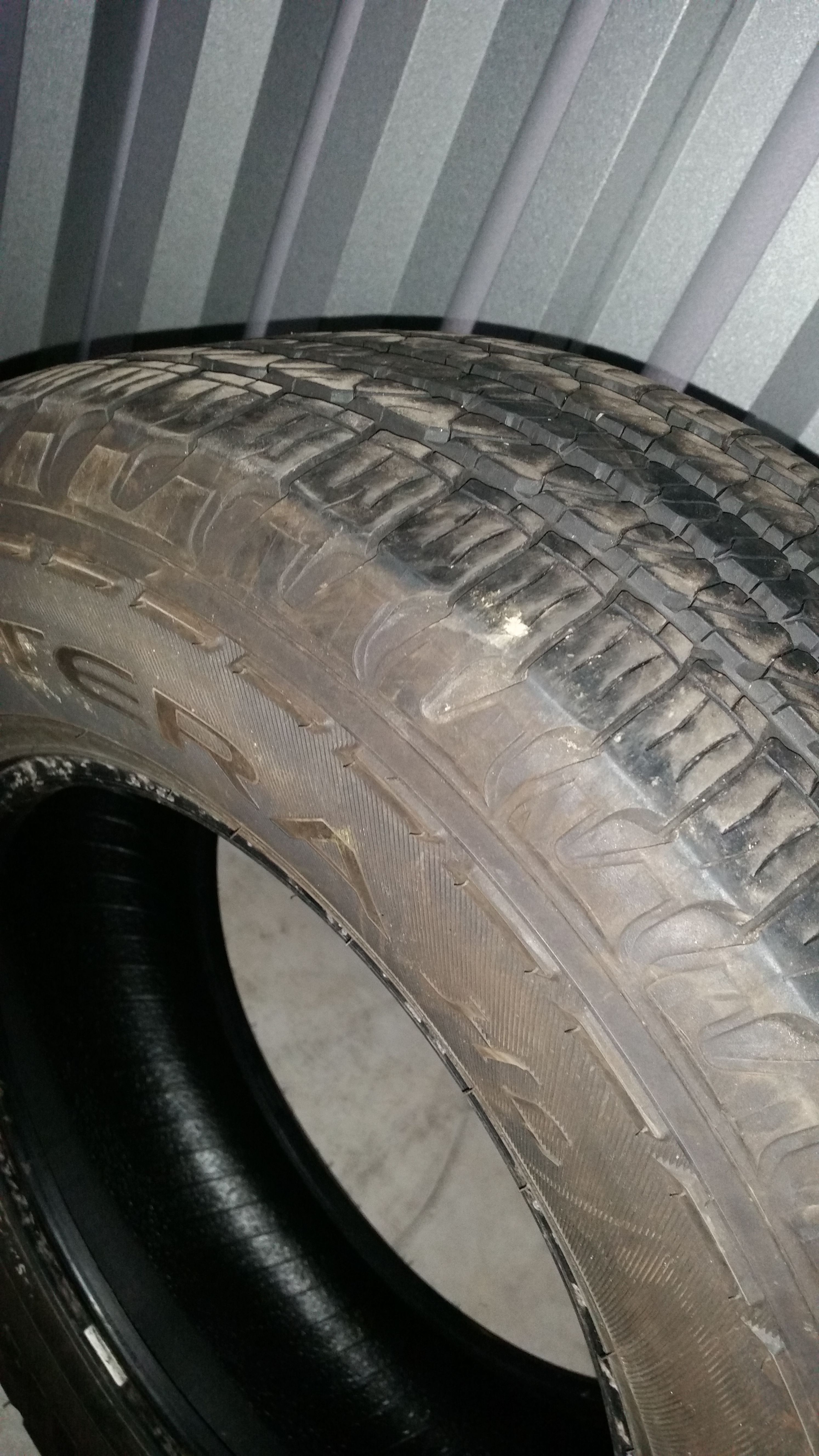 245/70/r17 Goodyear Fortera