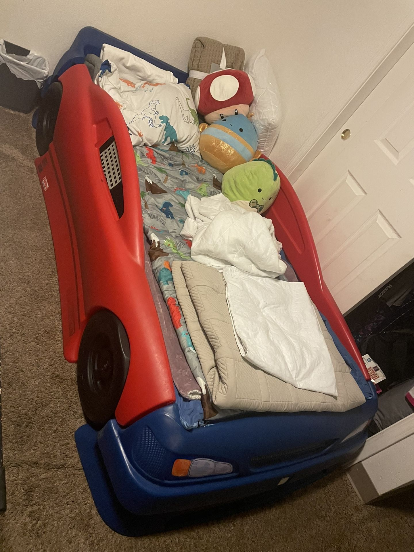 boys car bed