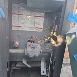 Used.  Ray PAK  HEATER