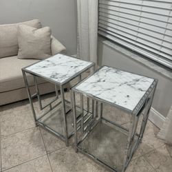 Town Square Chrome End Table with Shelf, White Faux Marble/Chrome