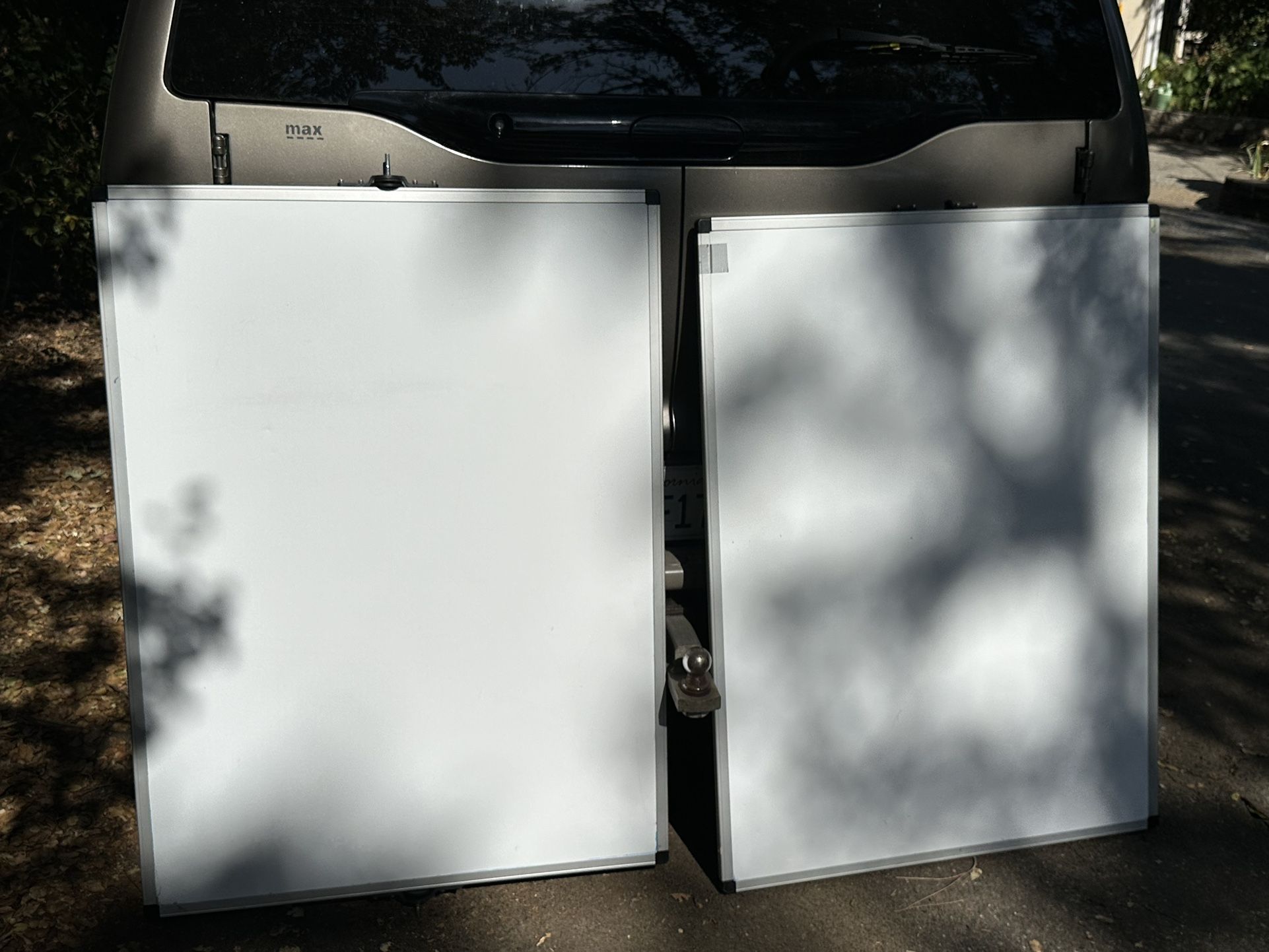 Whiteboards-Large, Portable And Double Sided