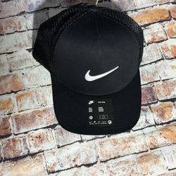 Nike Mesh Hat