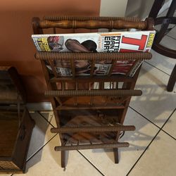 Magazine holder