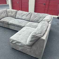 Comfy Nice Recliner Couch 🔥🔥