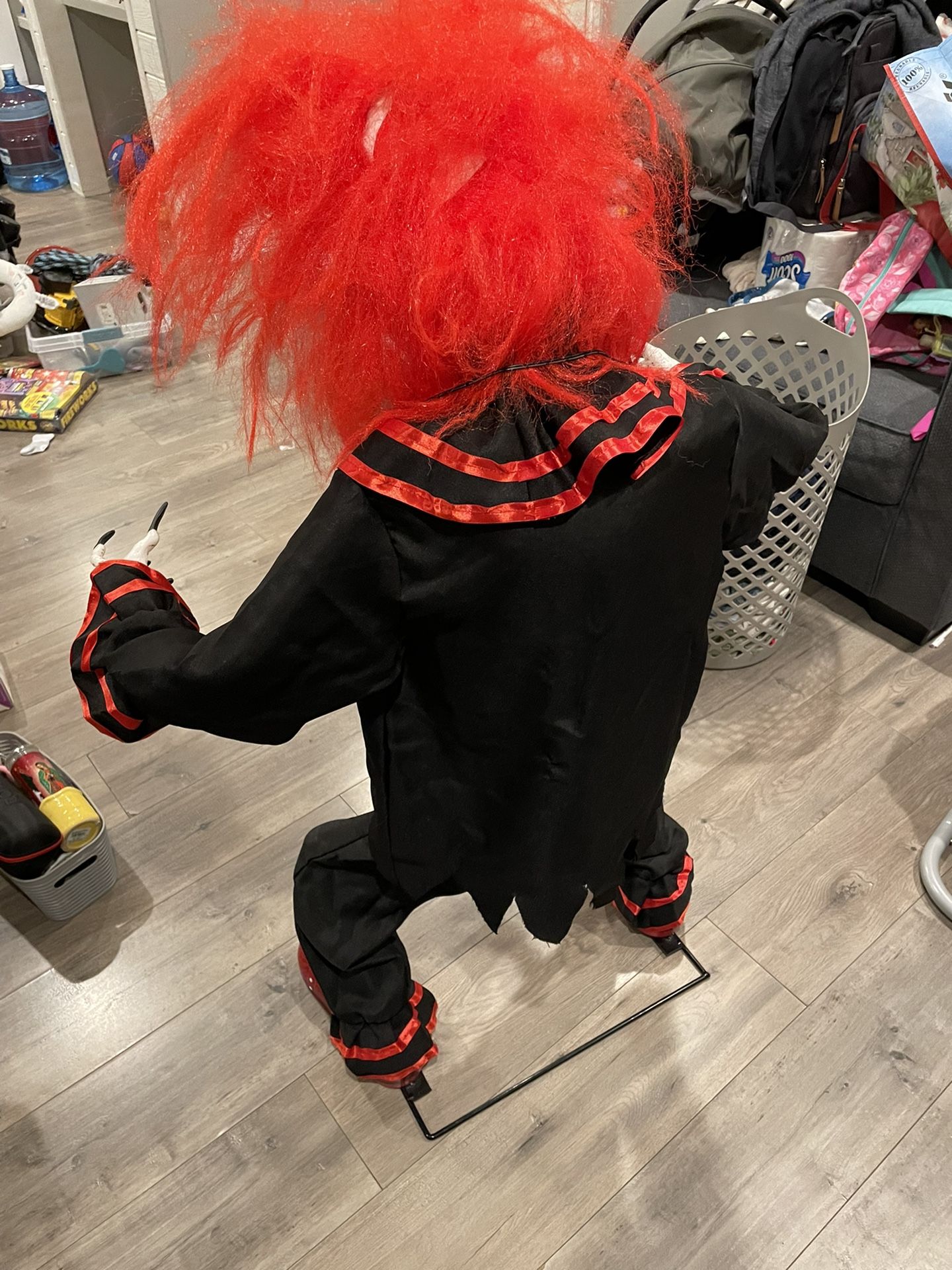 Sprit Halloween 4 Ft Young Crouchy Animatronic for Sale in Whittier, CA