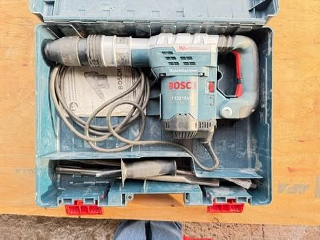 Bosch SDS-Max Demolition Hammer
