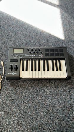 M-Audio Axiom 25 MIDI Keyboard Controller