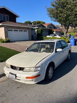 Maxima Nissan