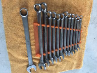 Snap on 13 pc 12 pt metric combo wrench set (10-22mm)