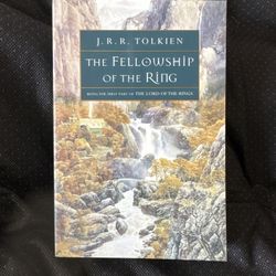THE FELLOWSHİP OF THE RING by J.R.R. TOLKIEN