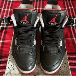 Jordan Retro 4 “Bred Reimagined” Size 11.5 Men