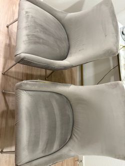 4 dining chairs