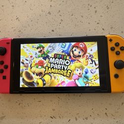 Nintendo Switch w Charging Dock 