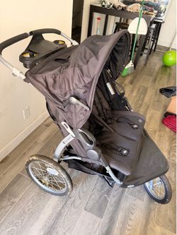 jogging stroller