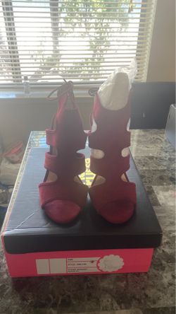 $25 Size 8 wore once