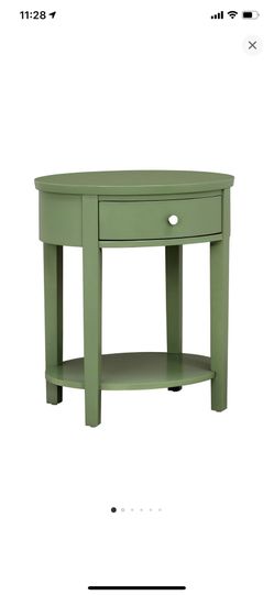 END TABLE BRAND NEW 🪀🪀🪀🪀🪀