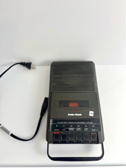 Vintage Radio Shack Portable Cassette Tape Player / Recorder - CTR-66