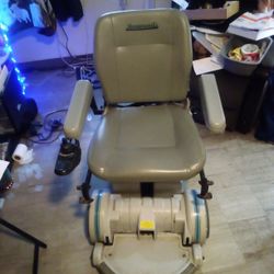 Hoover Round Power Chair 