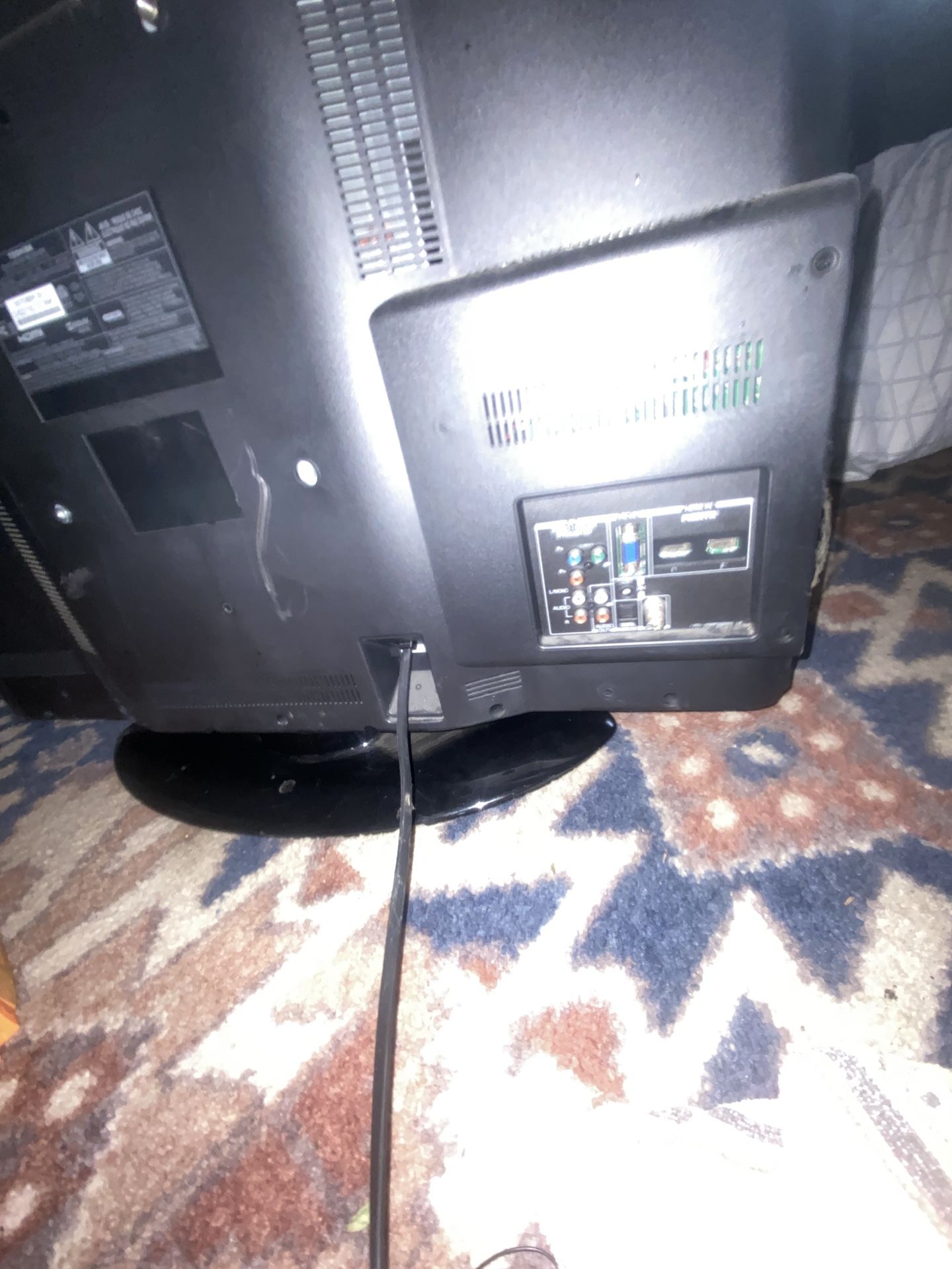 32inch Toshiba Tv For Sale Want 75 Willing To Negotiate