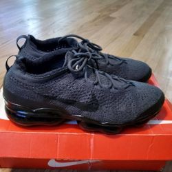 2023 Nike Vapormax (Men's Size 8.5)