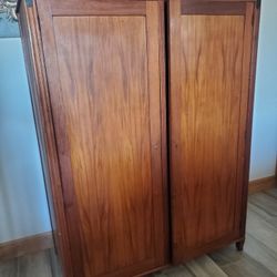 Armoire