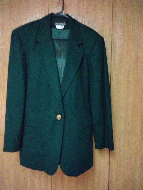 Woman's Beautiful  Dark  Green Wool Suit Jacket 